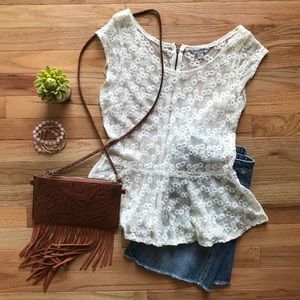 American Eagle | White Floral Peplum Top